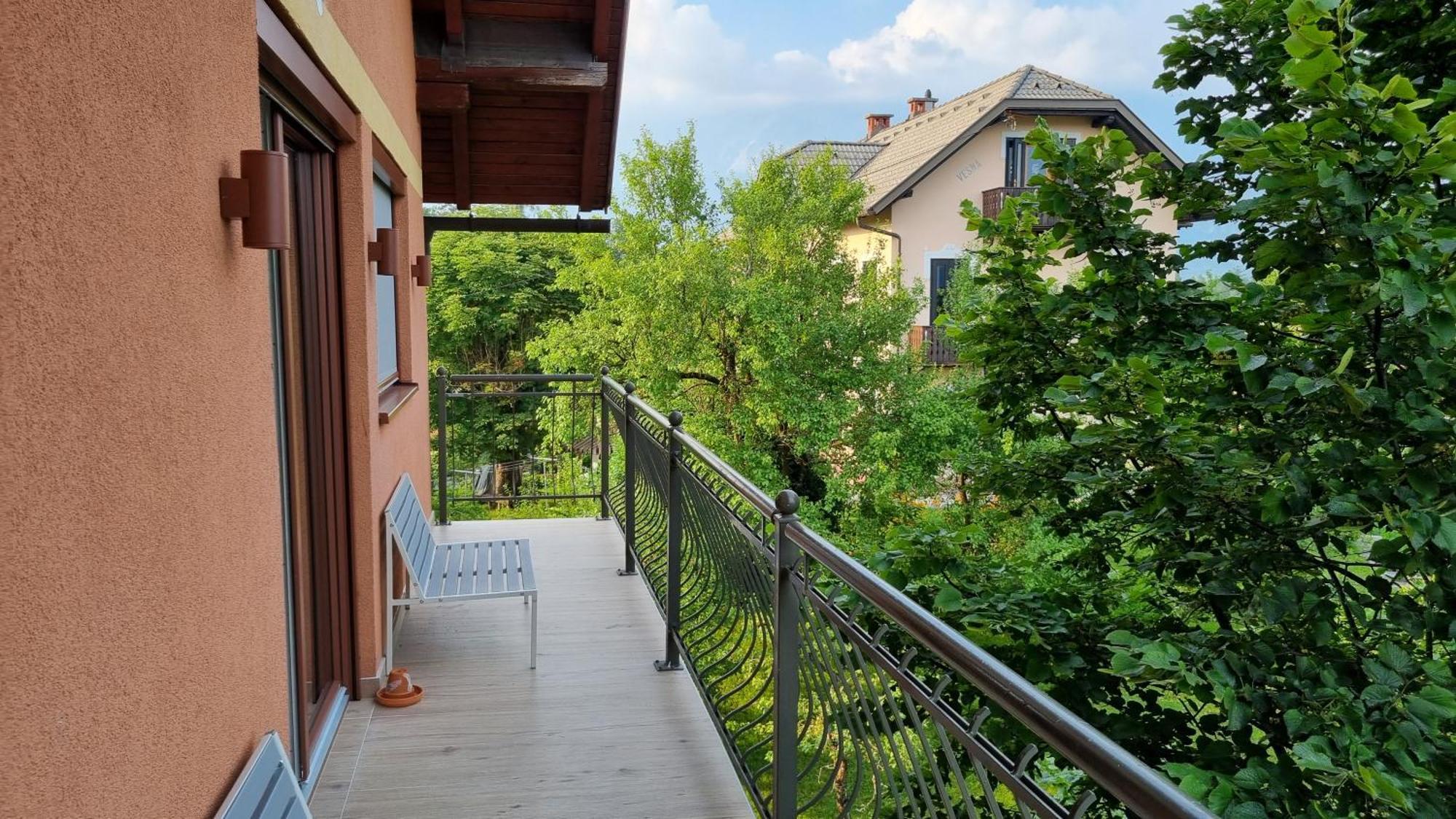 Bledlake4U Apartment Екстер'єр фото
